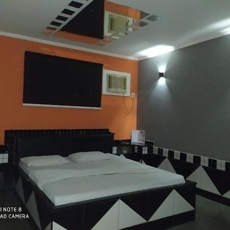 Movie Inn Motel E Hospedagem (Adults Only) Рибейран-Прету Экстерьер фото